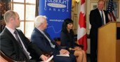 Fulbright Canada CEO Dr. Michael Hawes, gives the Governor General of Canada, His Excellency the Right Honourable David Johnston, the Fulbright Canada Award for Outstanding Public Service at a ceremony at Harvard University.