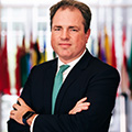 Derek Lyons