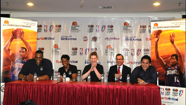 Ambassador Scot Marciel and other representatives of the U.S. Embassy in Jakarta lead a panel discussion on sports diplomacy.