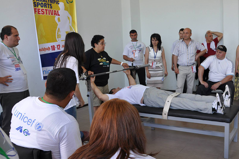An American participant leads a demonstration for coaches and athletes in Armenia.