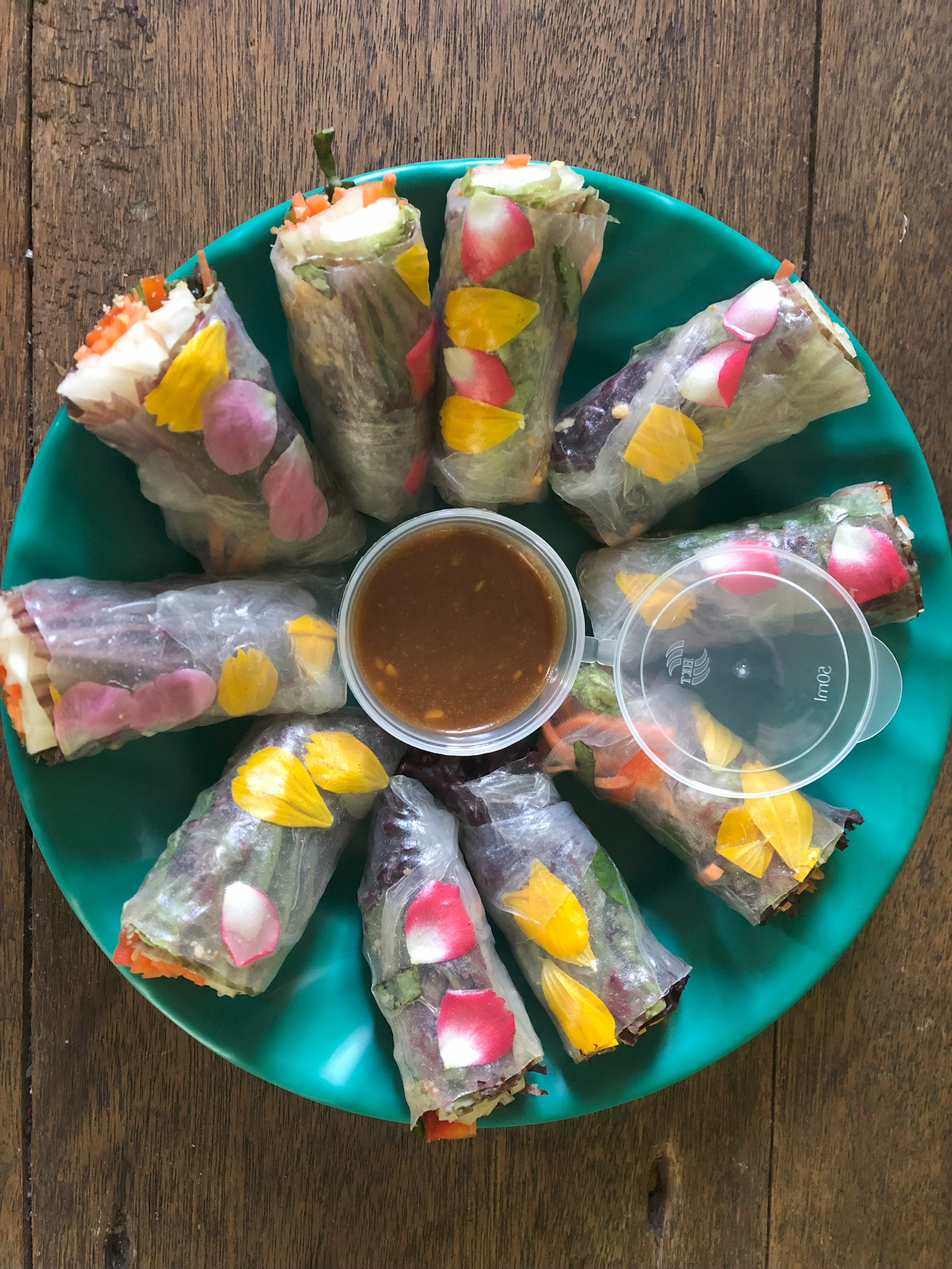 DumoWongi’s edible flowers