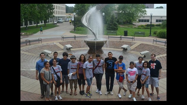 The group visit Creighton University in Nebraska to use the swimming facilities and learn about college life in America.